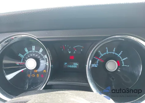 2010 Ford Mustang V6 z USA, uszkodzony, nr VIN 1ZVBP8AN7A5114737